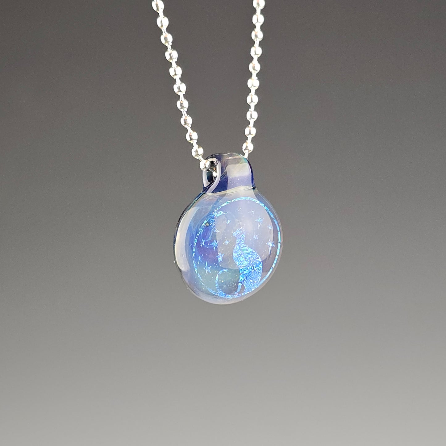 Blue Dichro: Europa