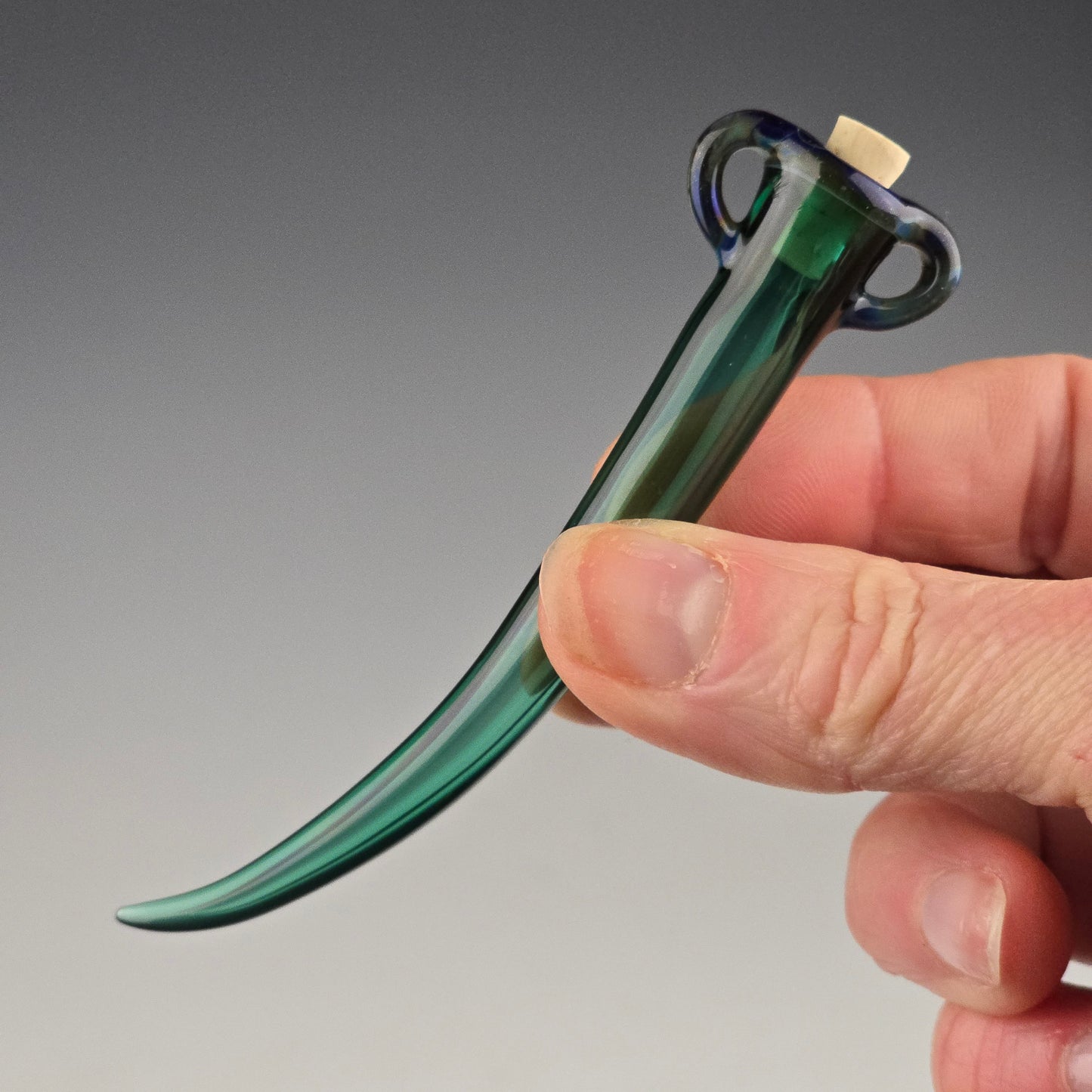 Mini Emerald Europa Whisker Keeper 3"
