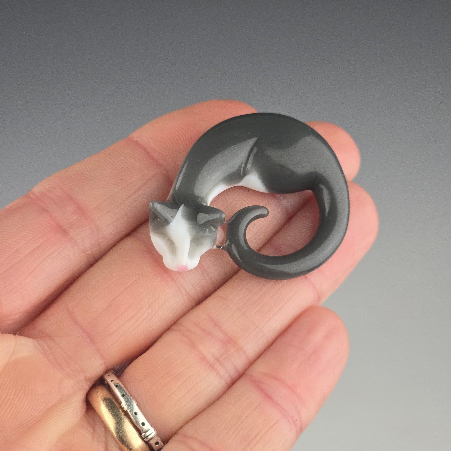 Gray & White: mini/small