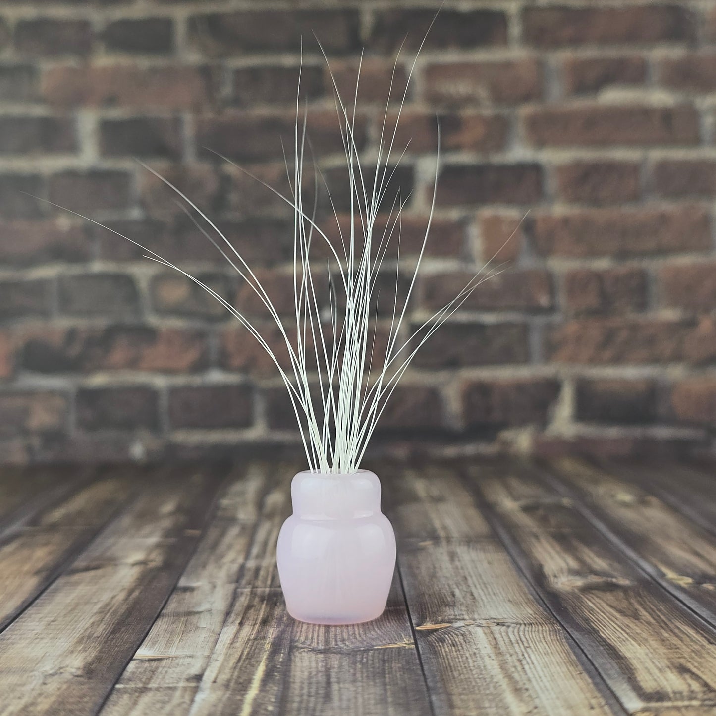 Mini Blossom Whisker Vase 1