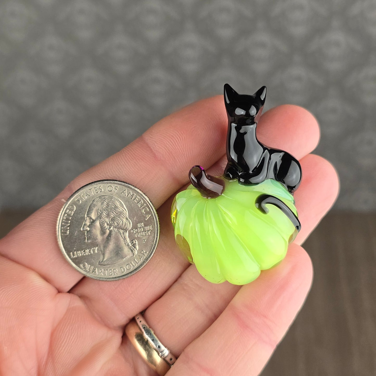 UV Slyme & Onyx Pumpkin Loaf Pendant