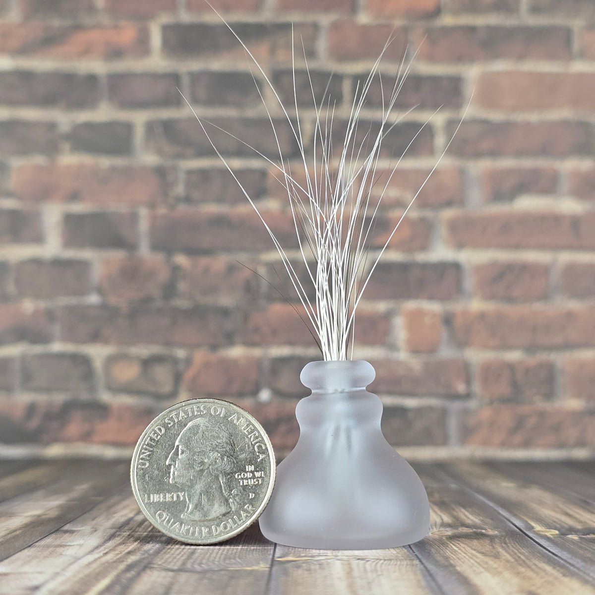 Pale Purple Whisker Vase: Frosted