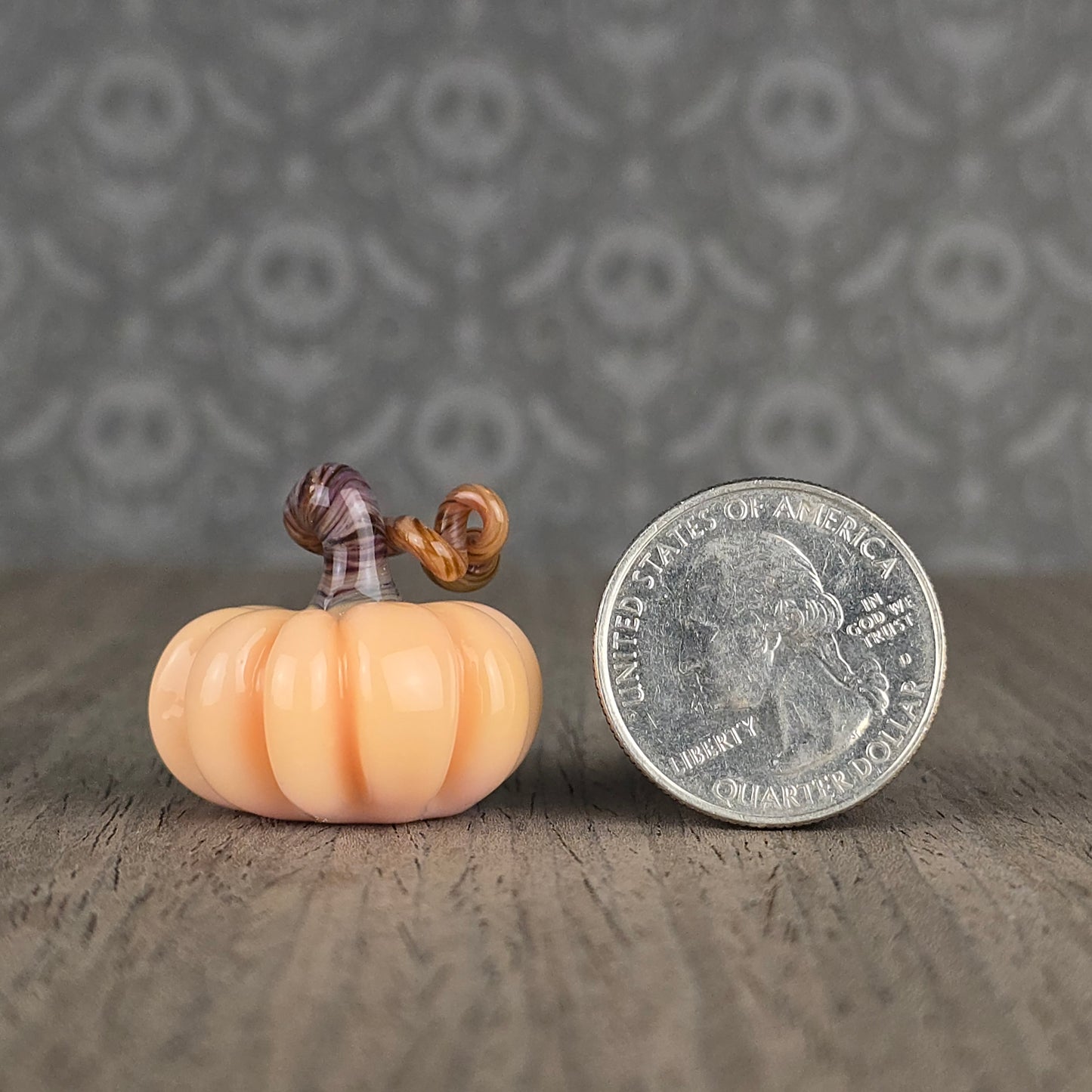 Pumpkin: Chanterelle with Tan Stem
