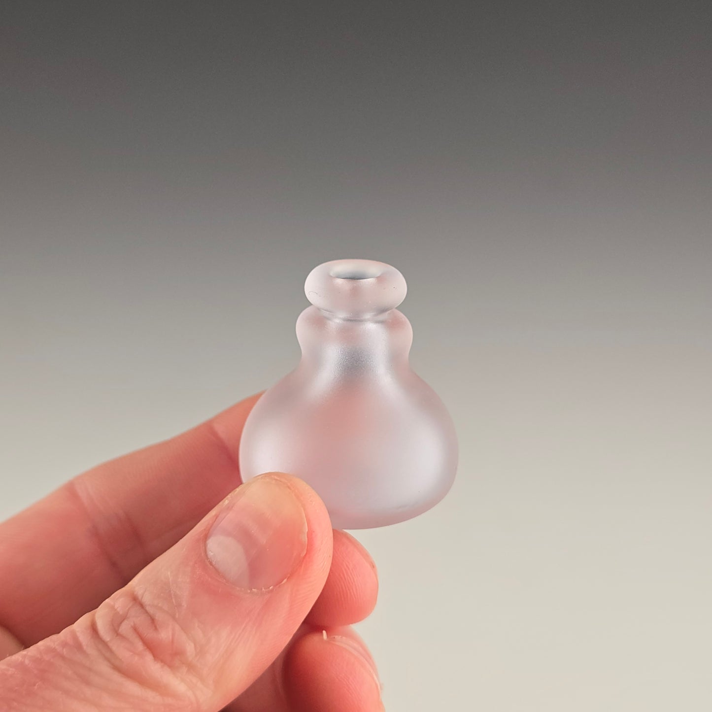 Pale Purple Whisker Vase: Frosted #1