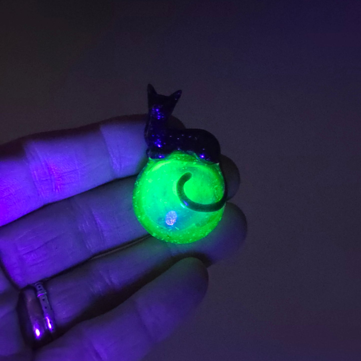 UV Meta Ion Opal Ball with Blue Leprechaun Loaf