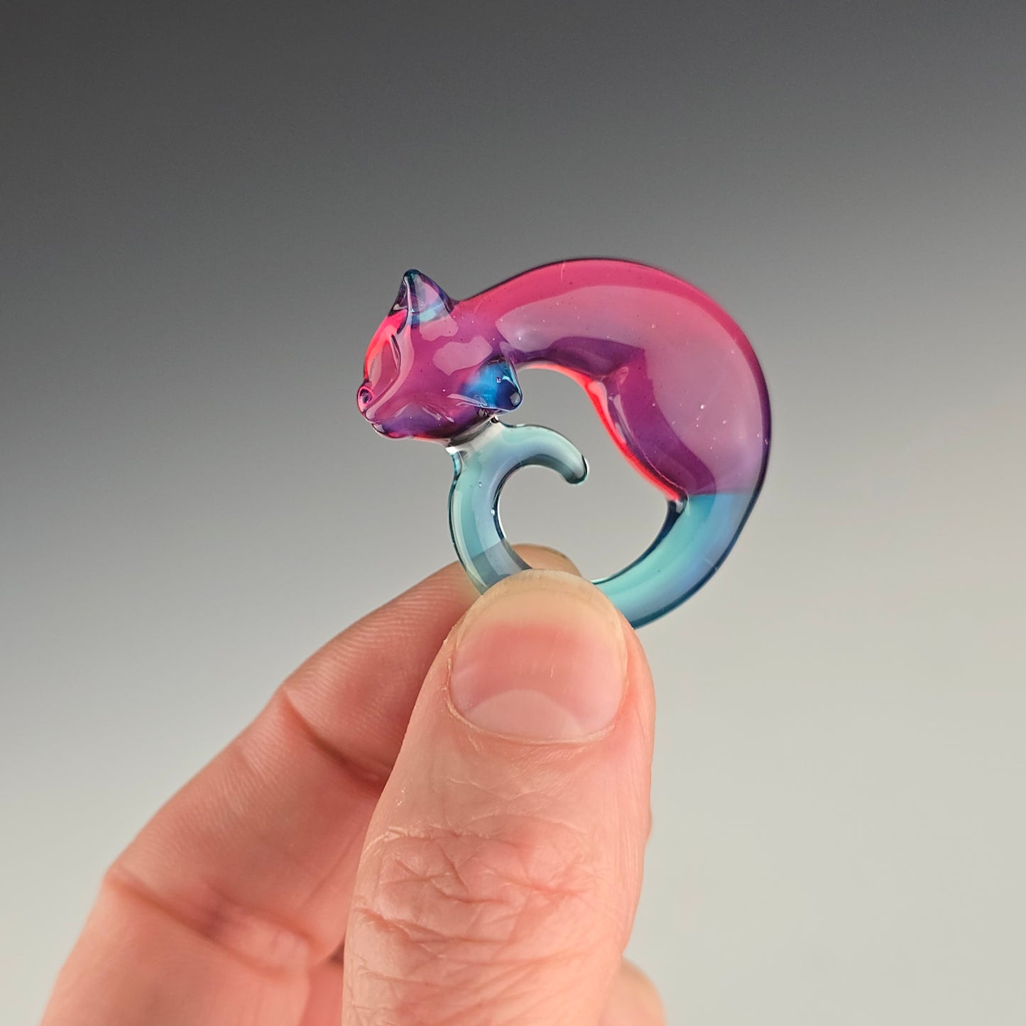UV Meta & Tela Magenta Siamese: mini