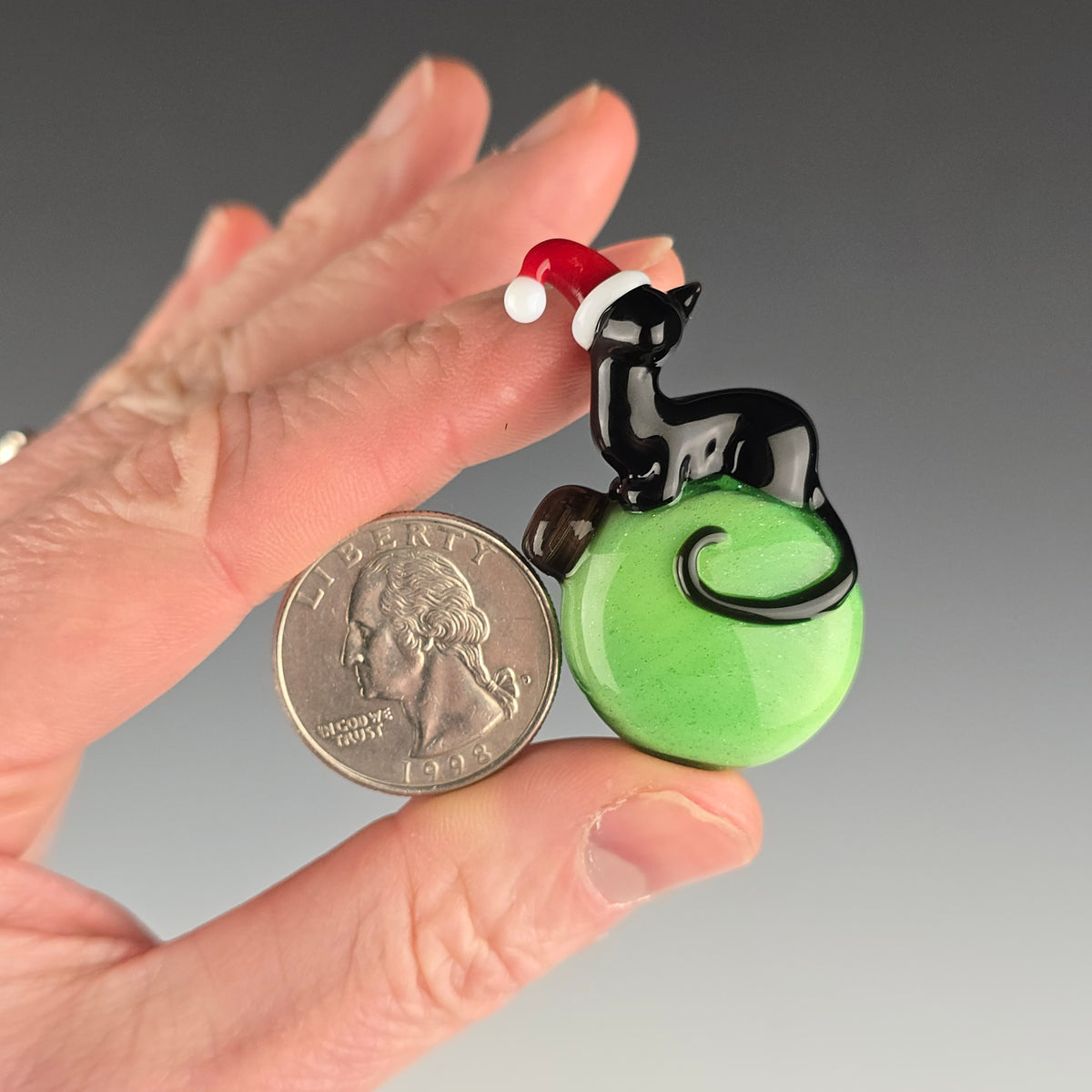 Sparkly Green Ornament Loaf Pendant
