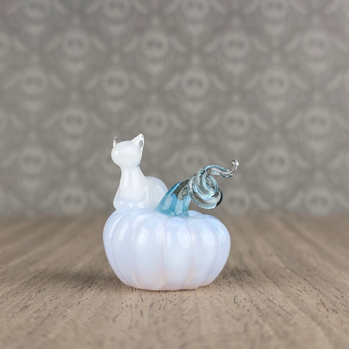 UV Glowstick & Lucid Pumpkin Loaf Trinket