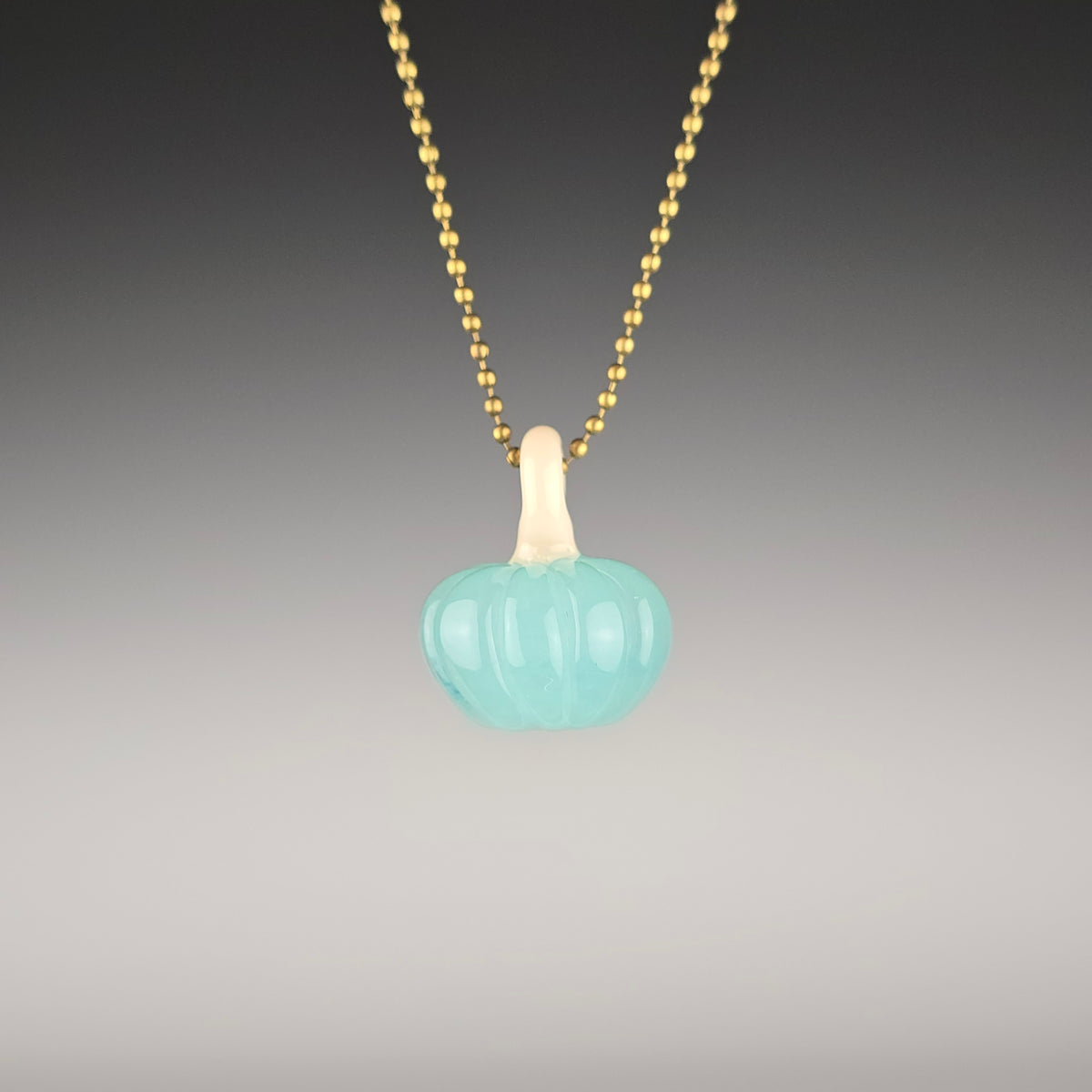 Pumpkin Pendant: Zen & Natural White