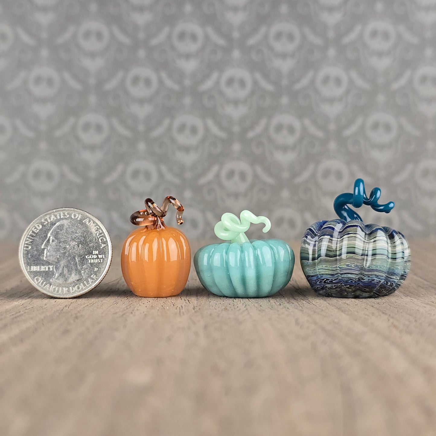 Short Pumpkin: Mix of Colors