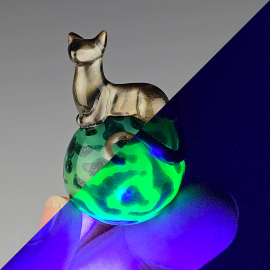 UV Tabby with Electrum Loaf 25mm