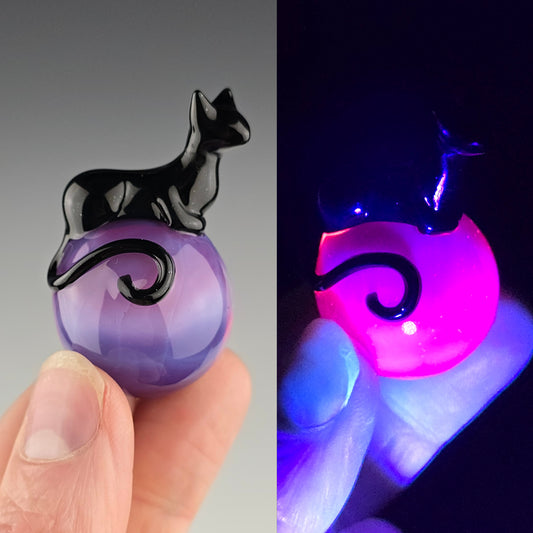UV Royal Lucy with Black Loaf 25mm