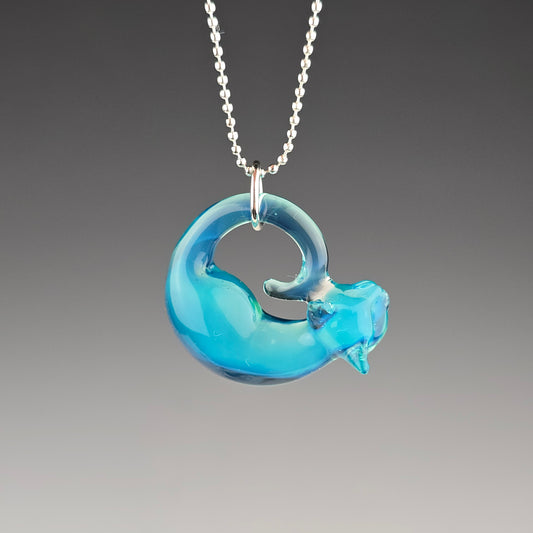 glass sleeping kitty necklace made with molten aura's meta terrania