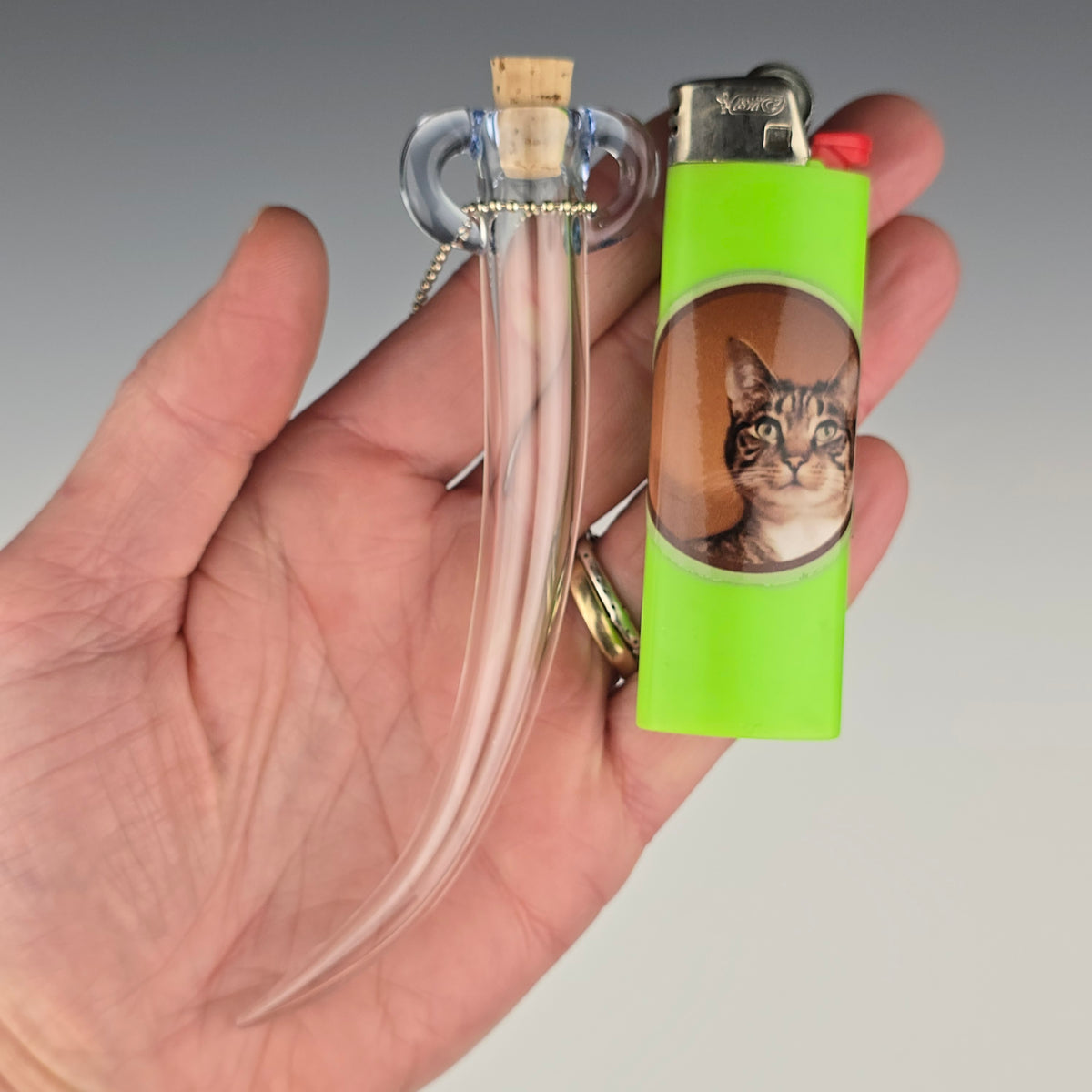 Hanging Whisker Keeper UV Blu-V 4.5"