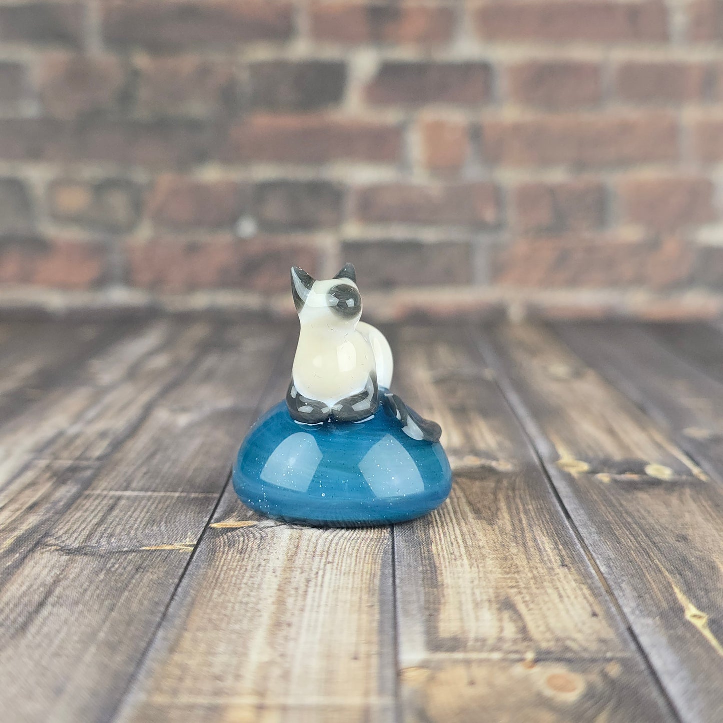 Blue Point Siamese Statuette