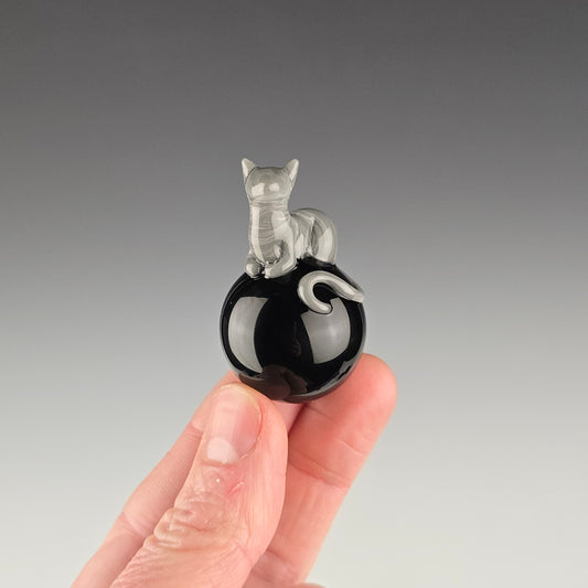 Gray Tabby on Onyx 26mm