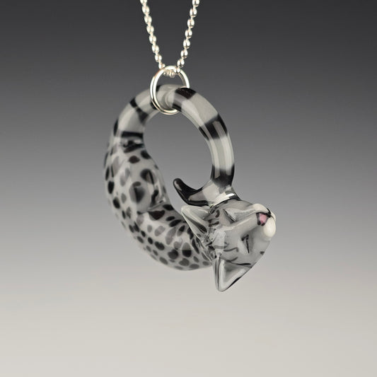 Silver Egyptian Mau: large
