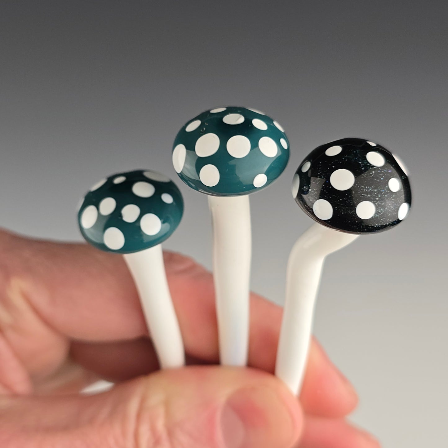 Plant Flare Mushroom: Peacock - Peacock - HBL