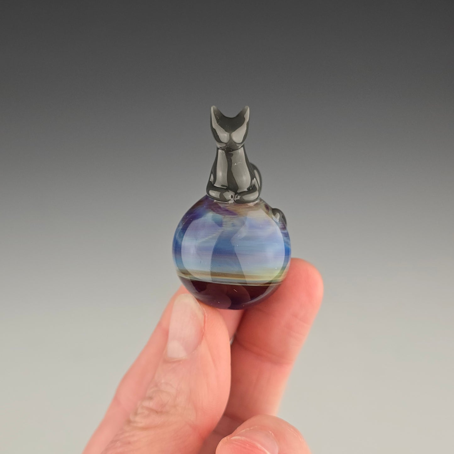 Russian Blue Swirl 26.5mm