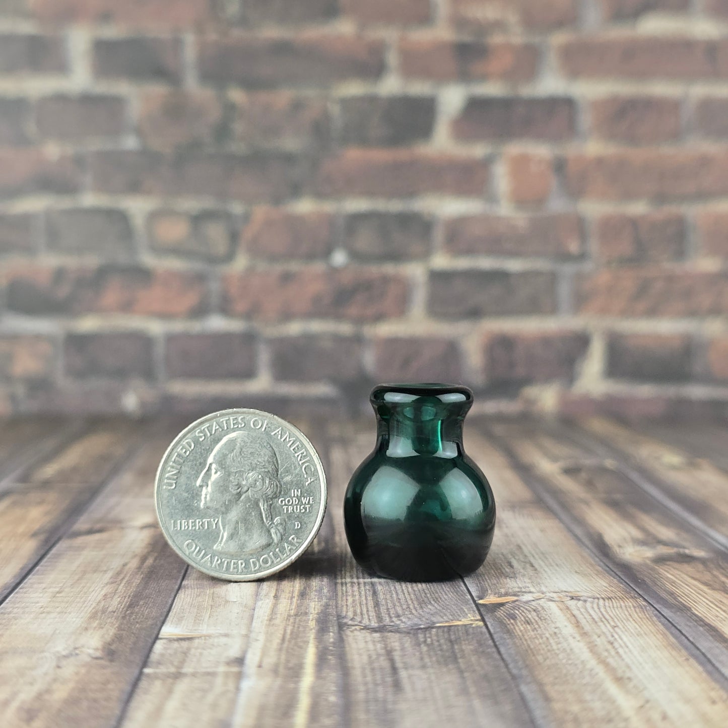Mini Emerald Whisker Vase