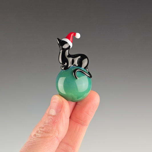 Santa Hat Onyx on Titan