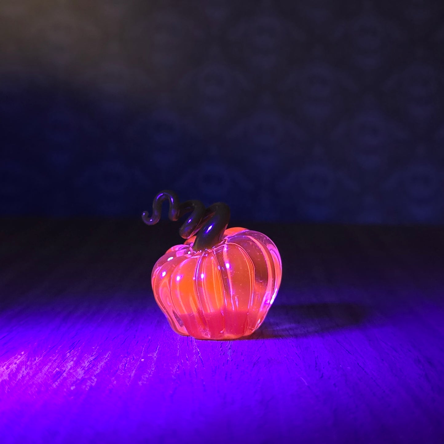 Pumpkin Trinket: UV Lucy & Lava