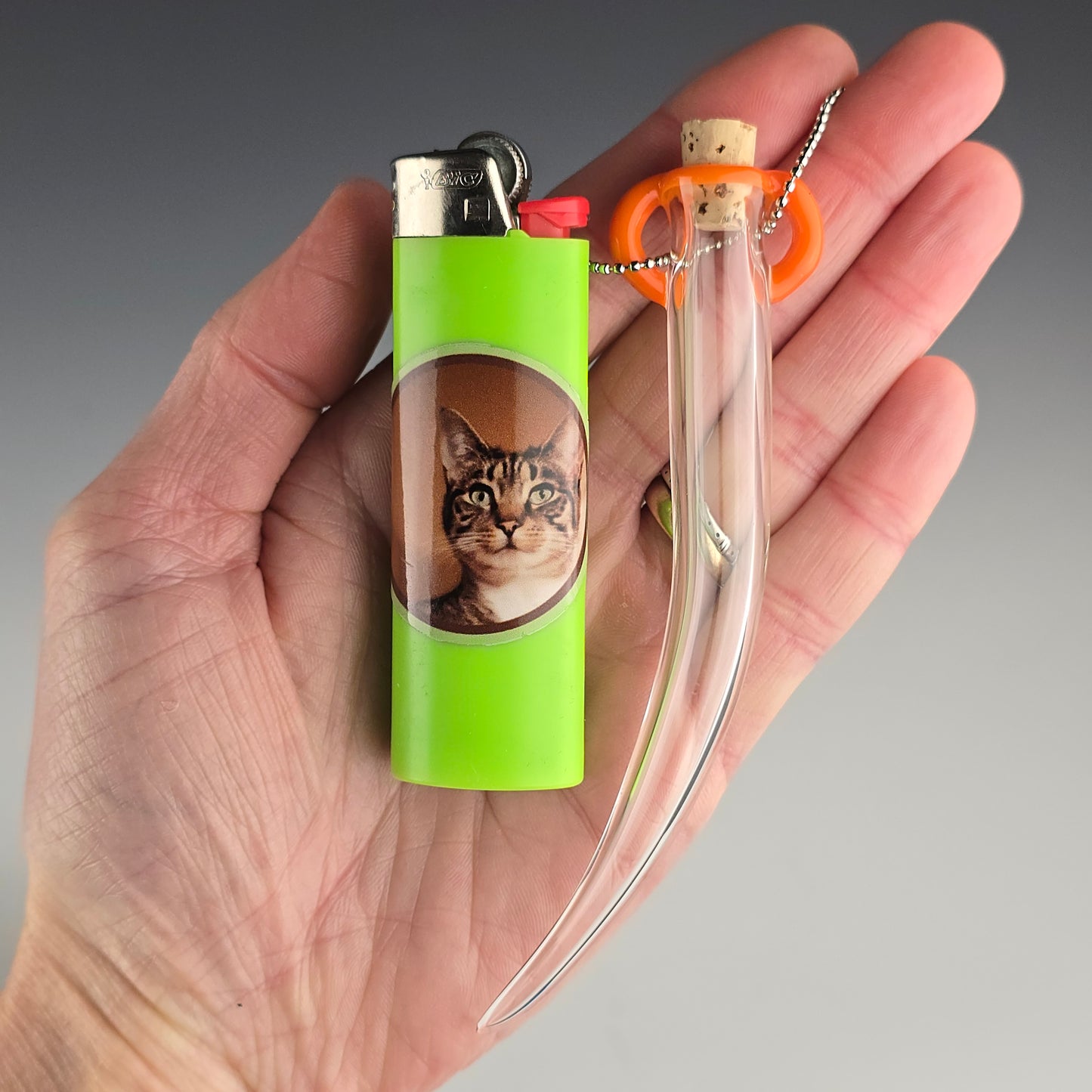 Hanging Whisker Keeper: Lava 4"