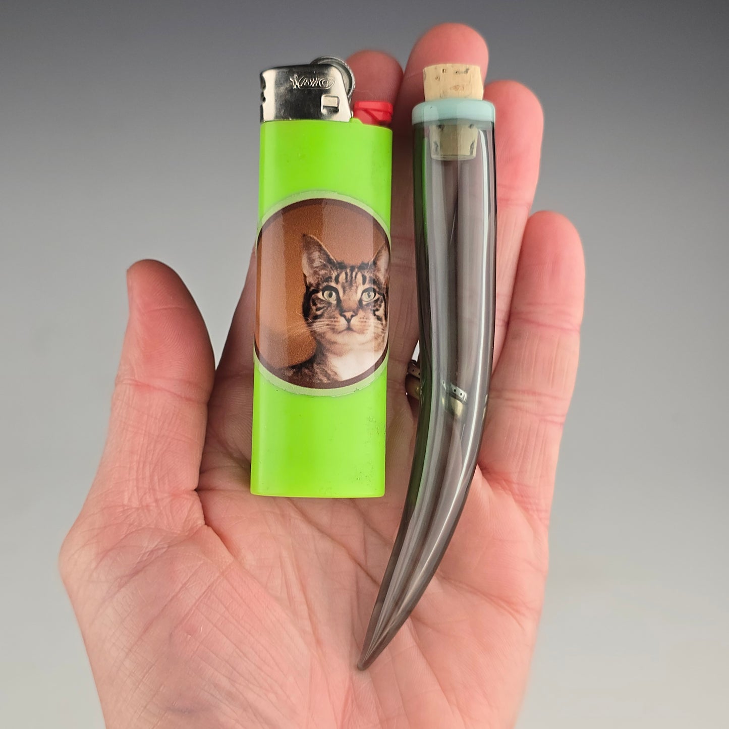 Mint on Dusk Whisker Keeper: 3.5"