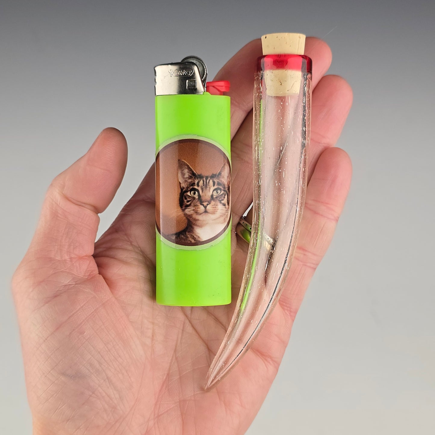 Gold Ruby on UV Lucy: 4"