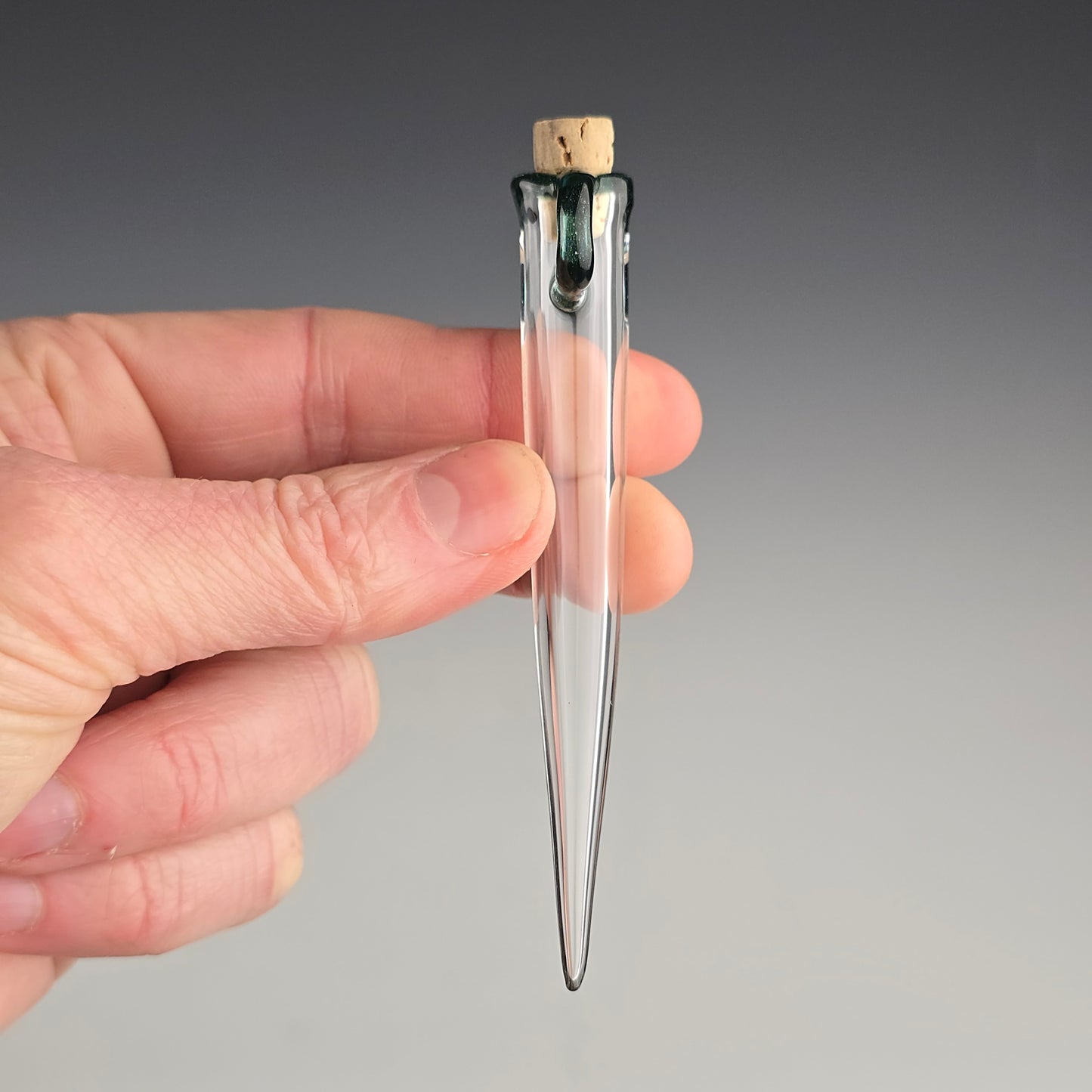 Hanging Whisker Keeper: Sapphire 3"