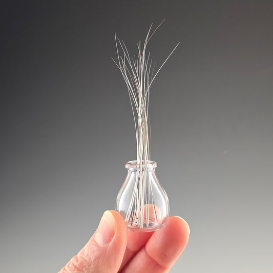 Pale Purple Whisker Vase MC1