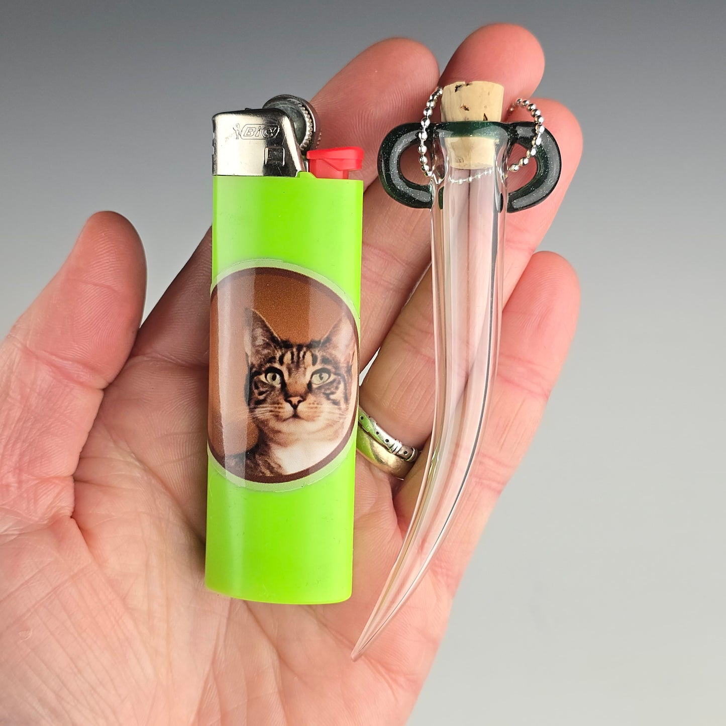 Hanging Whisker Keeper: Sapphire 3.25"