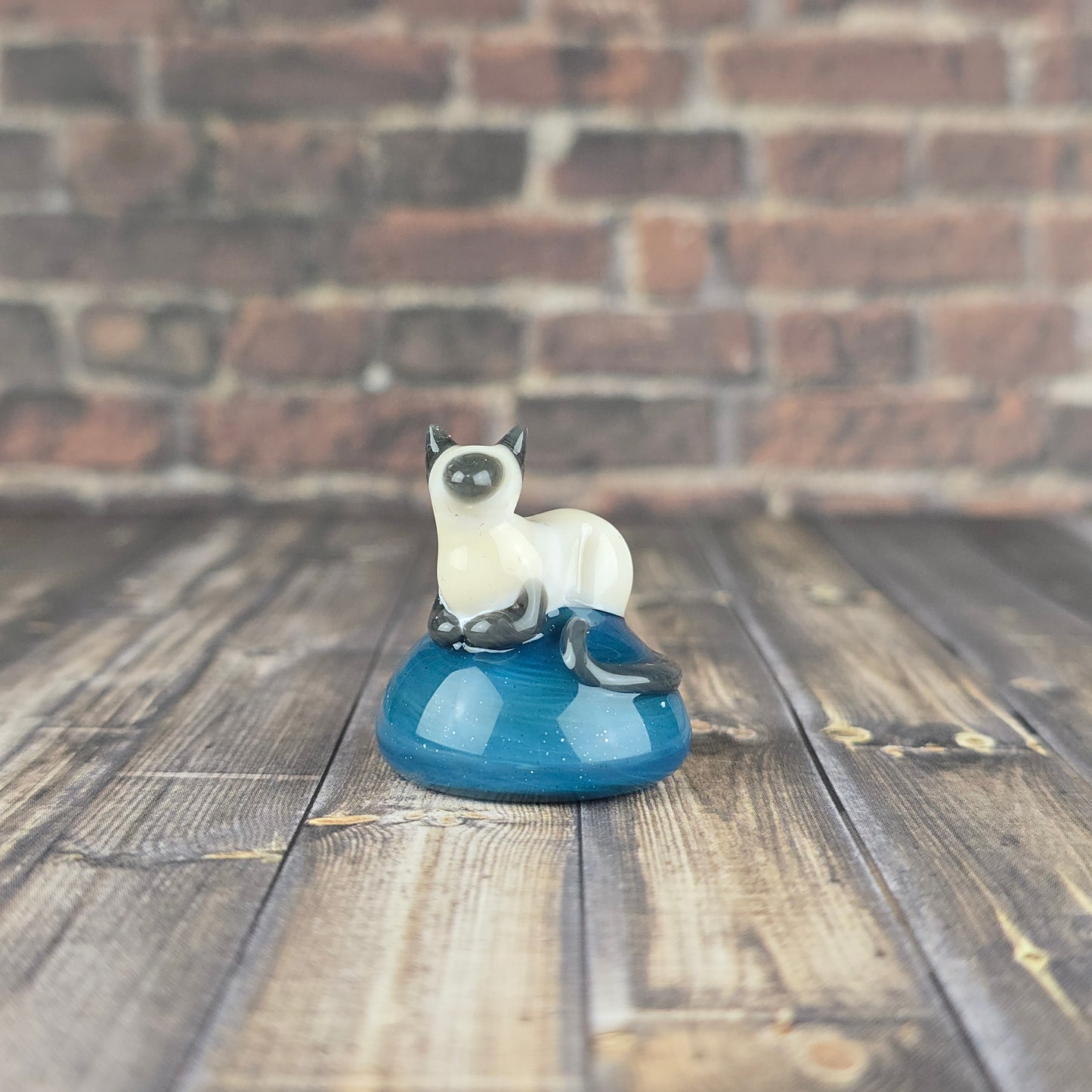 Blue Point Siamese Statuette