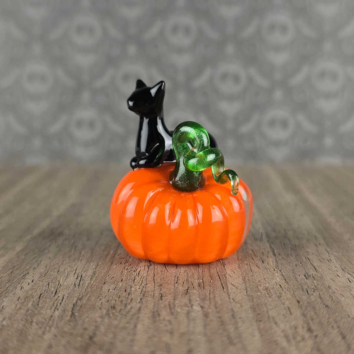 UV Pumpkin & Onyx Black Kitty Loaf