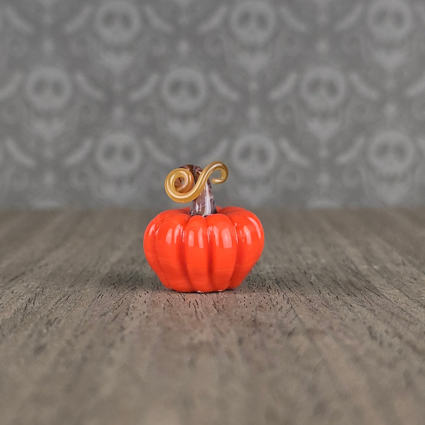 Pumpkin: Lava with Tan Stem