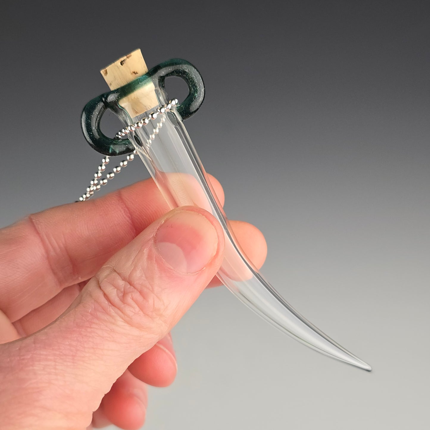 Hanging Whisker Keeper: Sapphire 3.25"