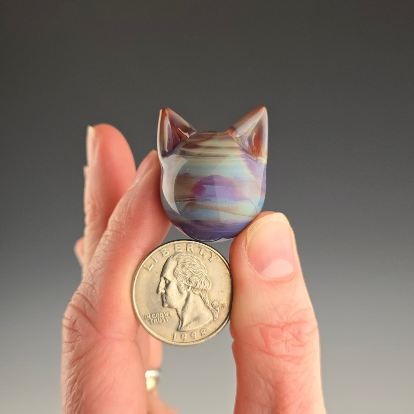 Queen Bee Meowble 24mm