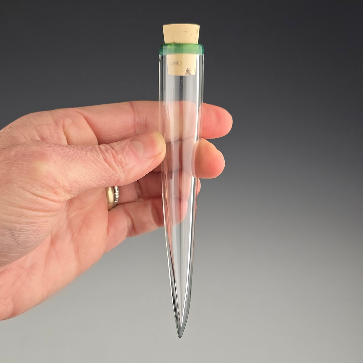 Meta Terrania Whisker Keeper: 4.25"