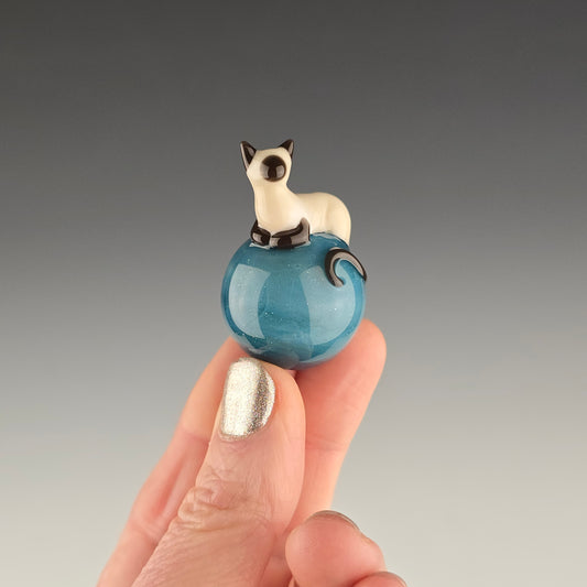 Blue Slyme & Seal Point Loaf 25.6mm