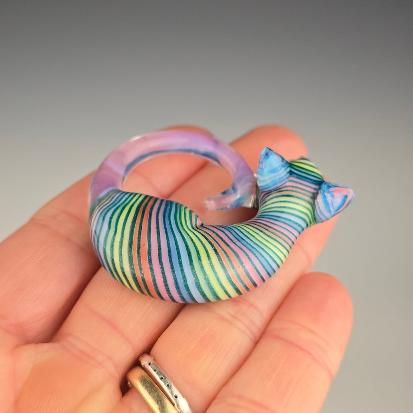 Pastel Rainbow Lucid: regular