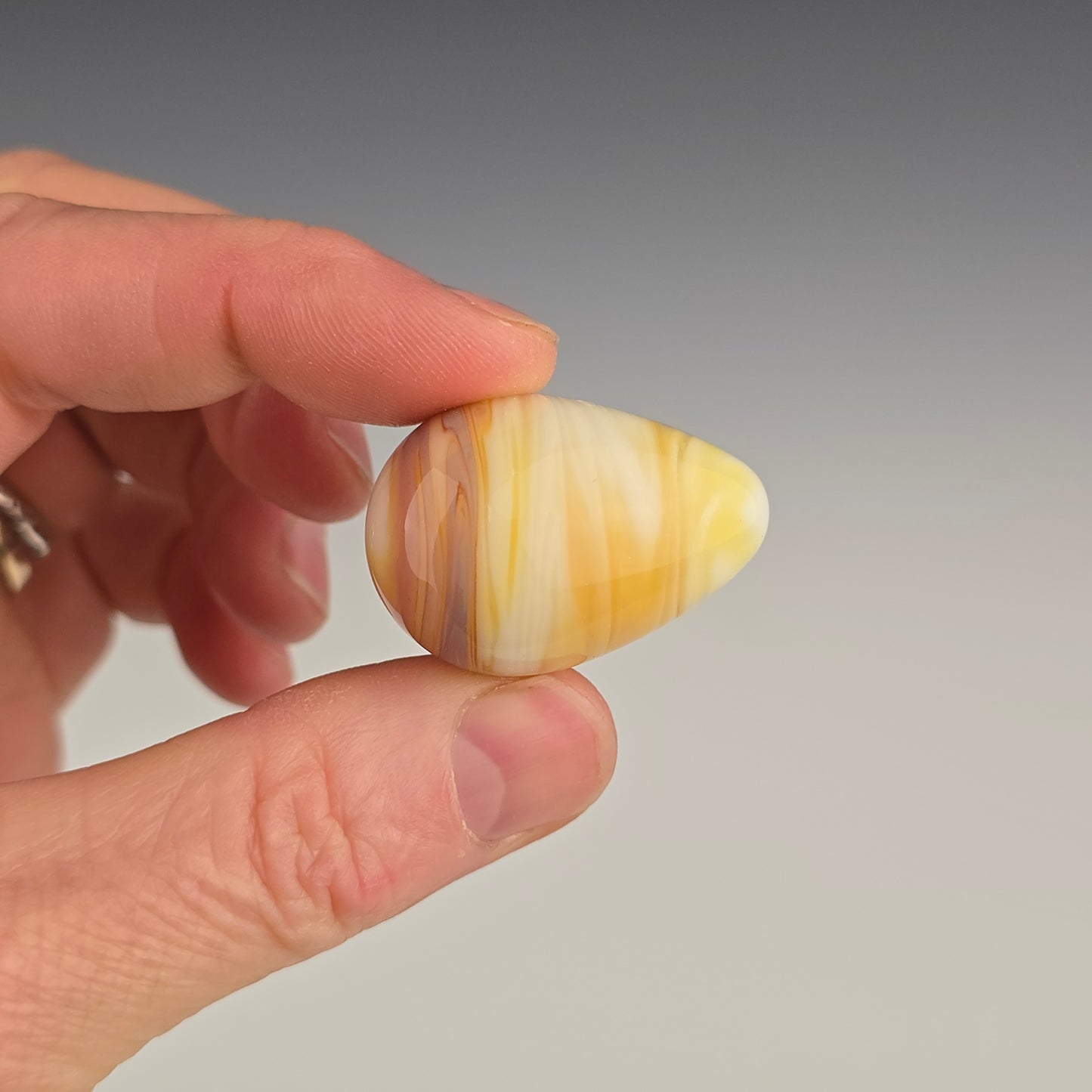 Slag Egg: Amber over White