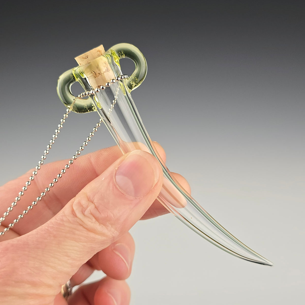 Hanging Whisker Keeper UV ion 3.25"