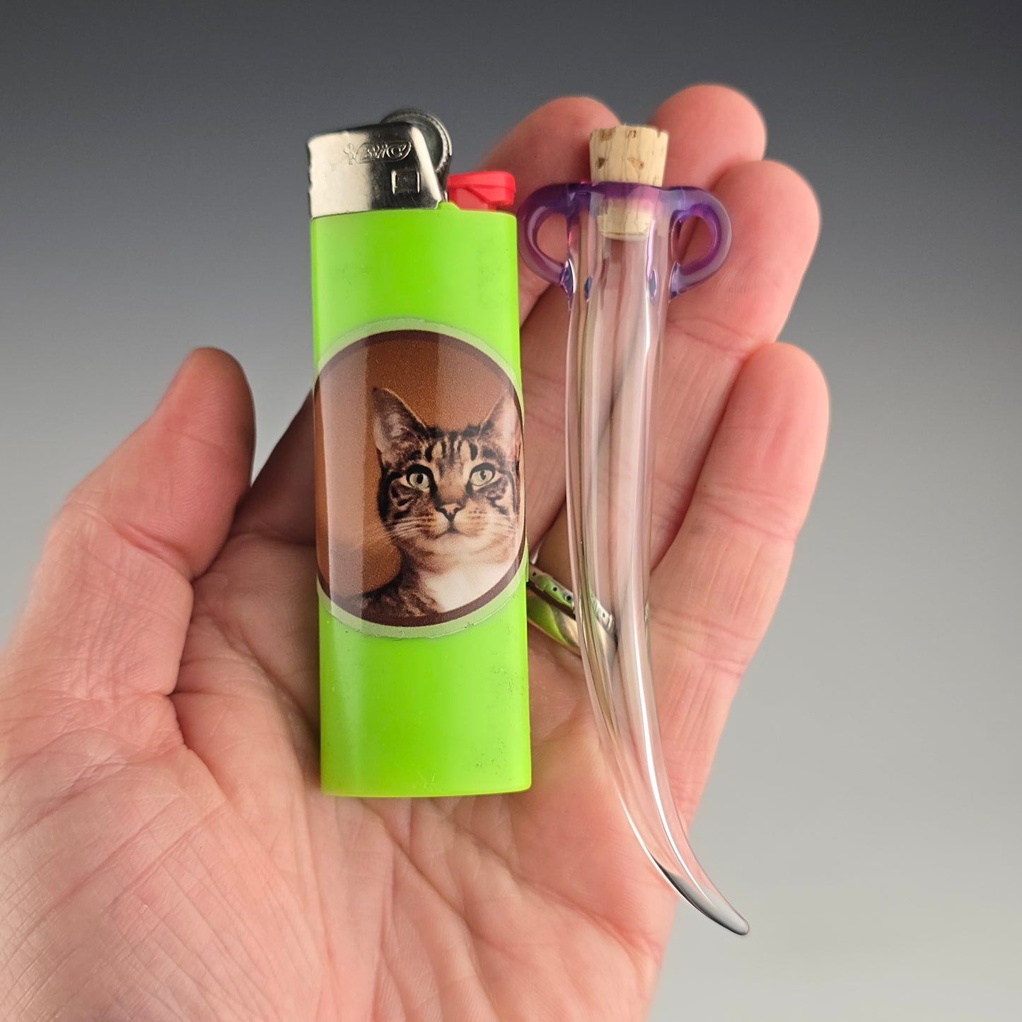 Hanging Whisker Keeper: Royal Jelly 3"