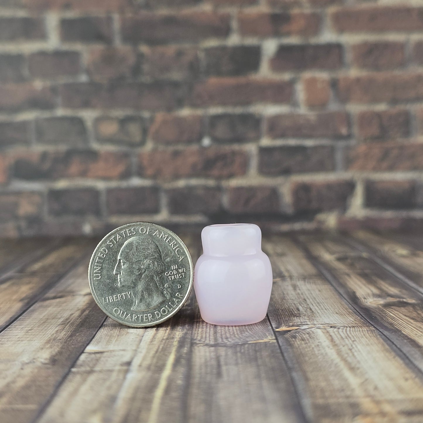 Mini Blossom Whisker Vase 1