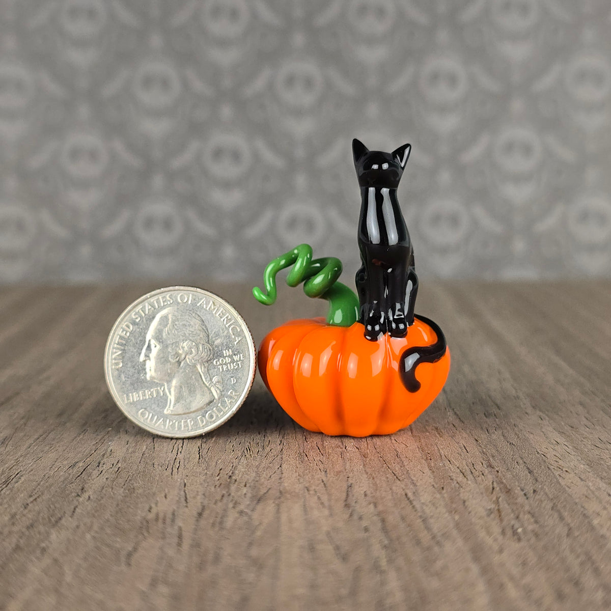 Lava Pumpkin & Sitting Kitty Sculpture