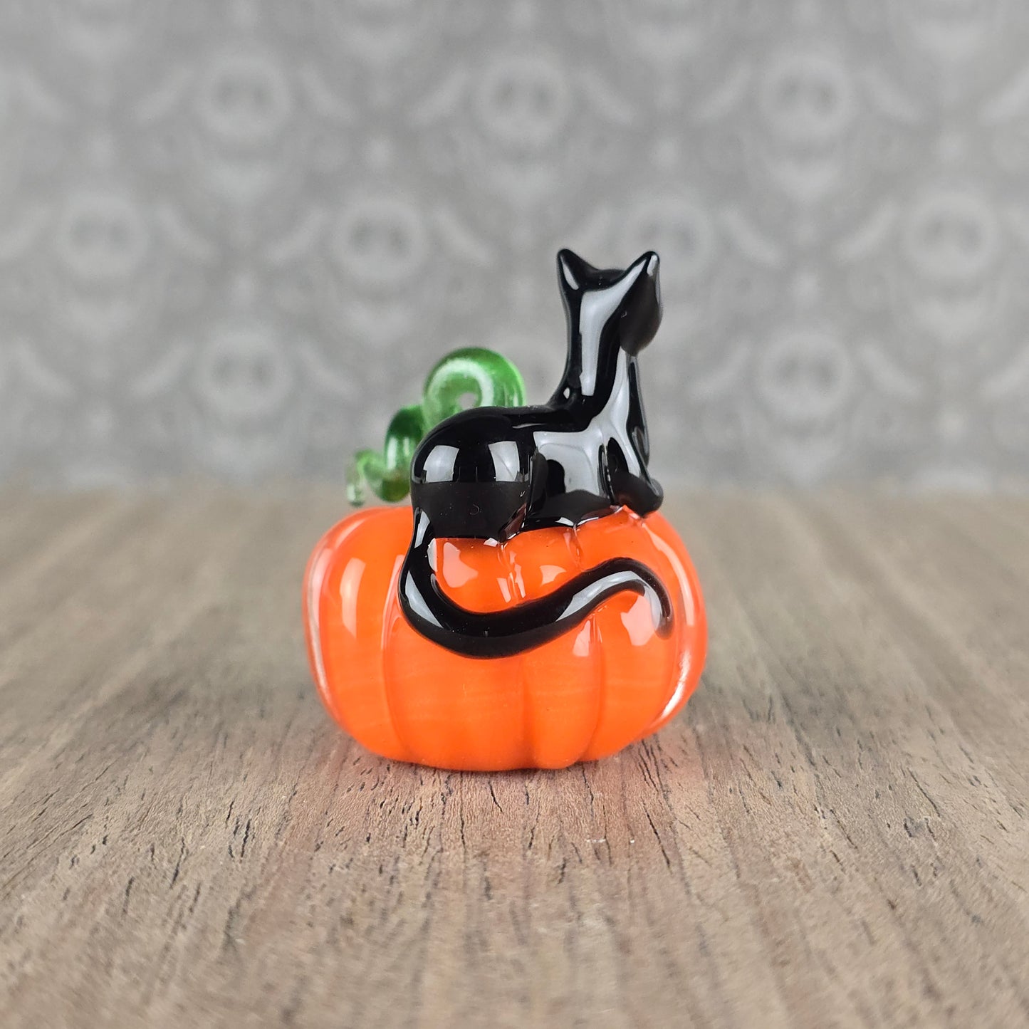 UV Pumpkin & Onyx Black Kitty Loaf