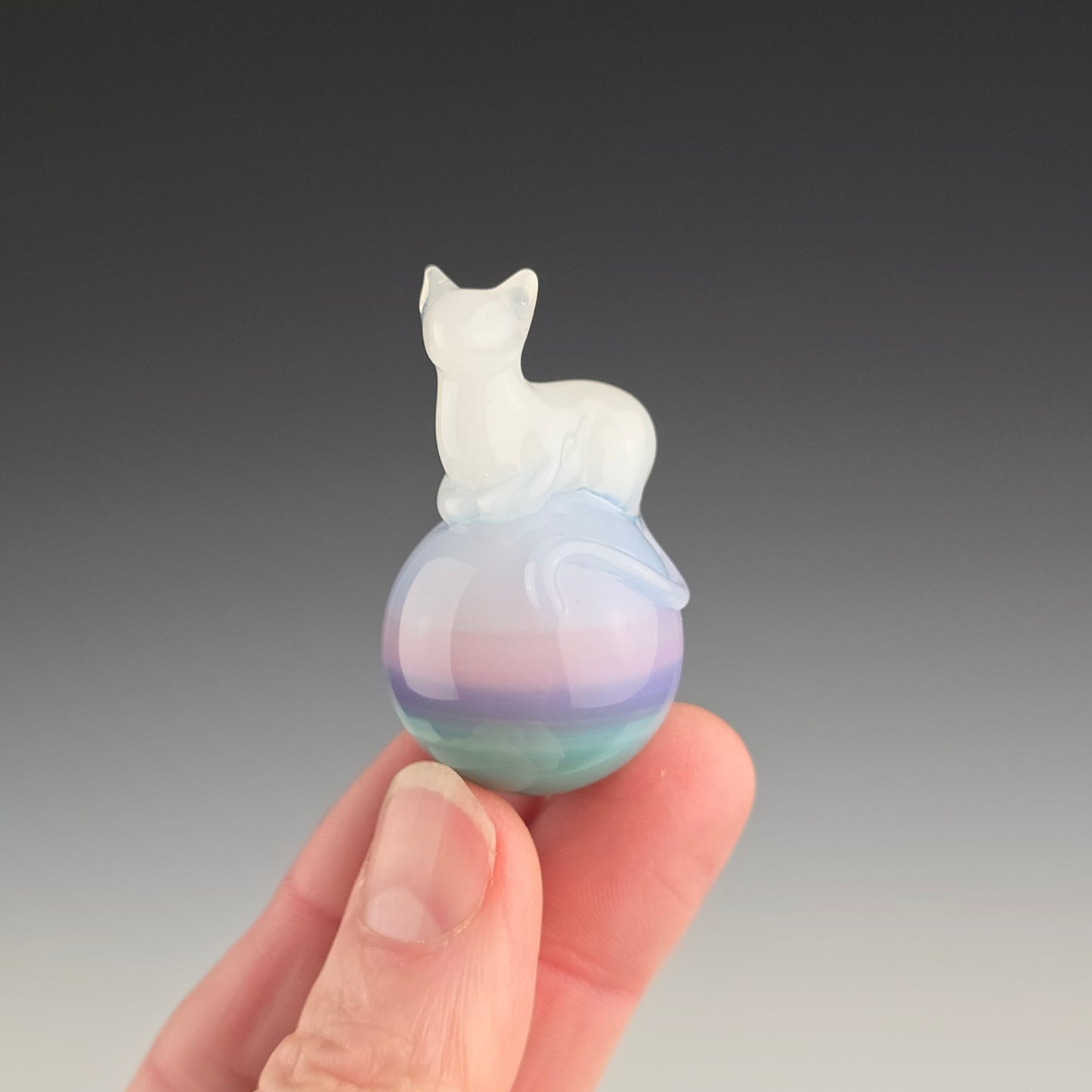 UV Glowstick Loaf on Pastel Mash Up Meowble 25.7mm