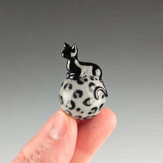 Gray Bengal & Onyx Loaf 24mm