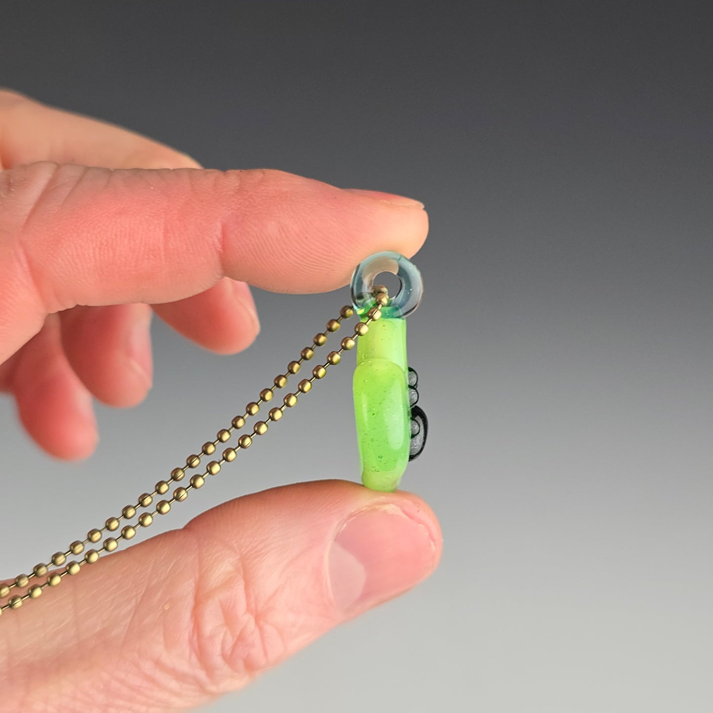 Sparkly Green Heart w/Paw