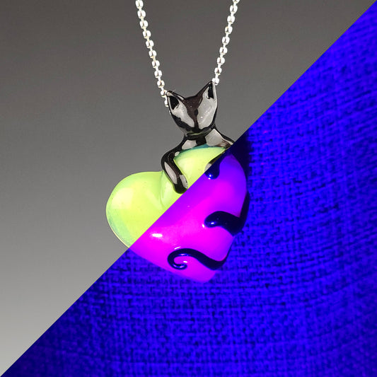 Galaxy Clingy Kitty on UV Slyme Heart